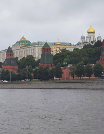 Софийская набережная