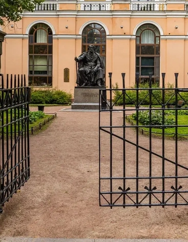 Памятник И.С. Тургеневу