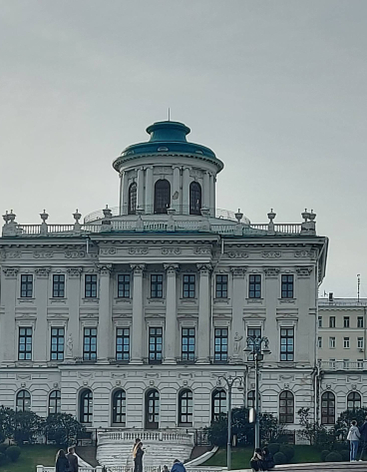 Боровицкая площадь.