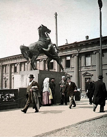 Аничков мост