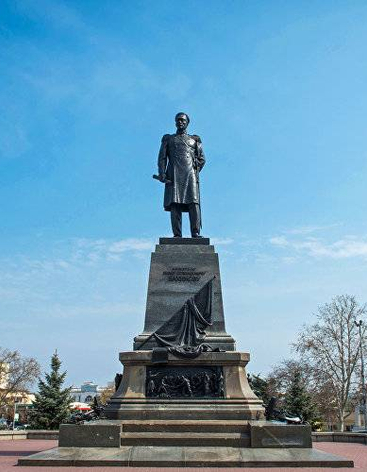 Площадь Нахимова