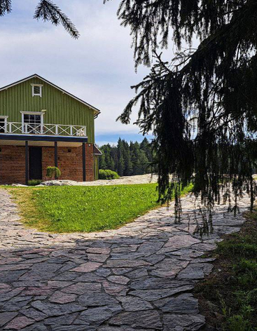 Здание бывшего маслозавода