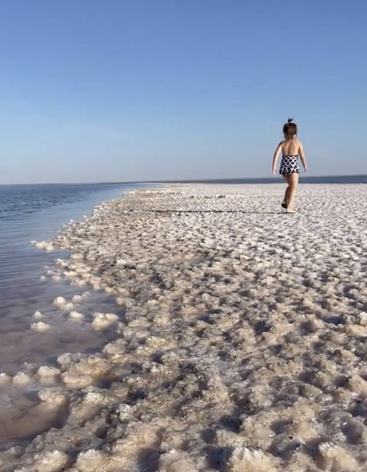 Соленое озеро Баскунчак