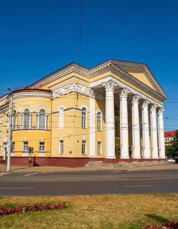 Драматический театр