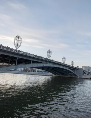 Патриарший мост.