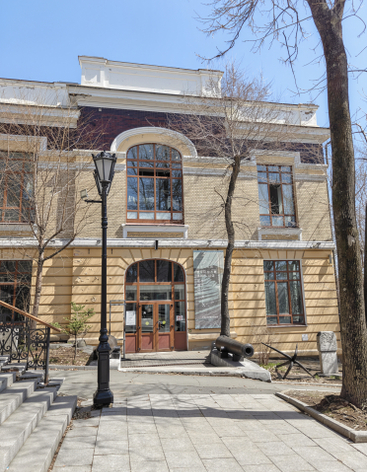 Адмиральский сквер