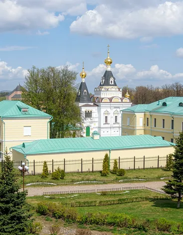 Дворик присутственных мест и городская тюрьма