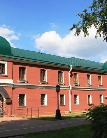 Конный двор