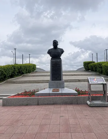 Дорога в небеса. Памятник Белобородову.