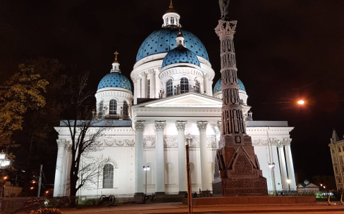 Неспящий Петербург