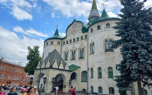 Обзорная экскурсия: «Пеш.com по центру»