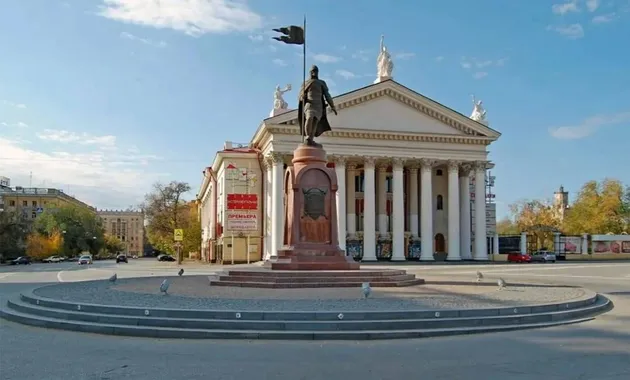 Обзорная экскурсия по Волгограду