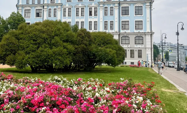 Город Петра в зеркале времён