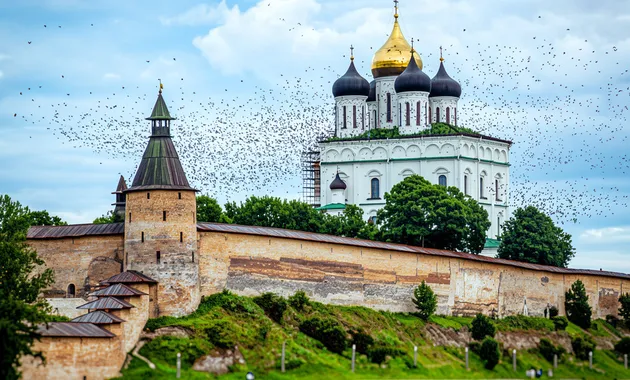 Псков: душегубки, колдуны и коркодилы