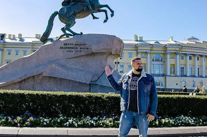 Знакомство с Петербургом на внедорожнике