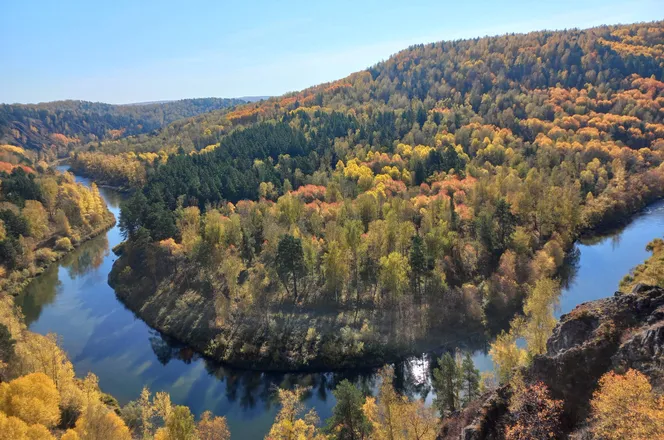Бердские скалы, водопады и арт-парк. Природа НСО