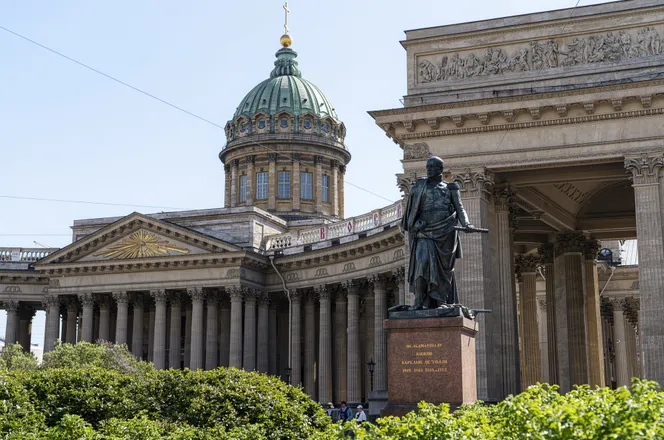 Обзорная экскурсия по Санкт-Петербургу: с посещением Петропавловской крепости