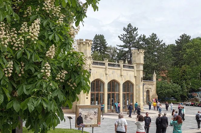 Знакомство с Кисловодском и окрестностями, с прогулкой по Нижнему парку
