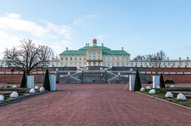 Автомобильная экскурсия в Ораниенбаум