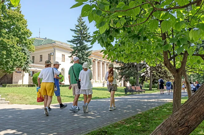 Лермонтовский Пятигорск: курорт у подножия горы Машук