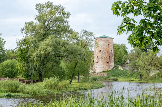 Пешеходная экскурсия «Запсковские сказки»