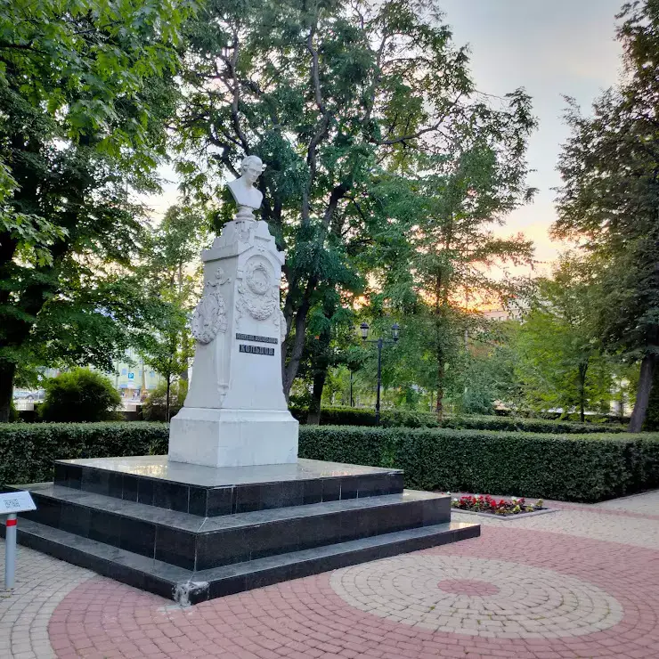 Обложка места Кольцовский сквер