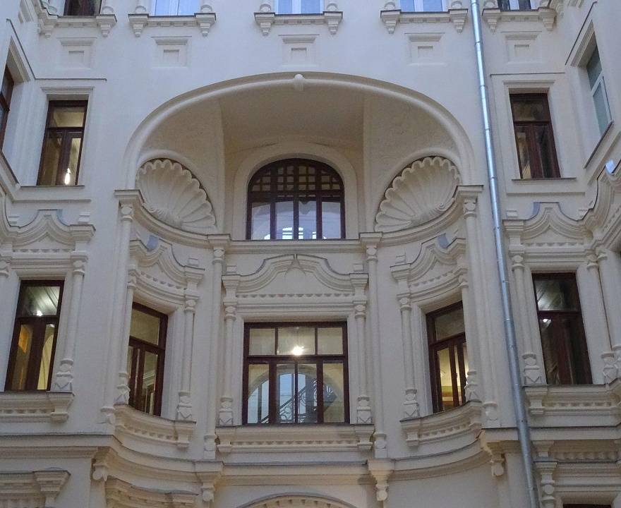 Обложка для экскурсии Проходные дворы Москвы