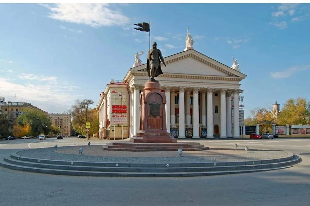 Обзорная экскурсия по Волгограду