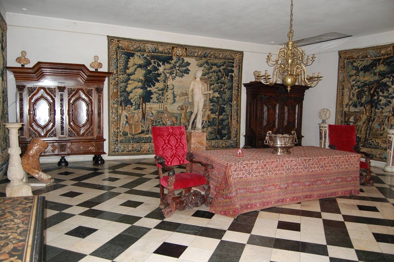 Обложка места Дворец Меншикова