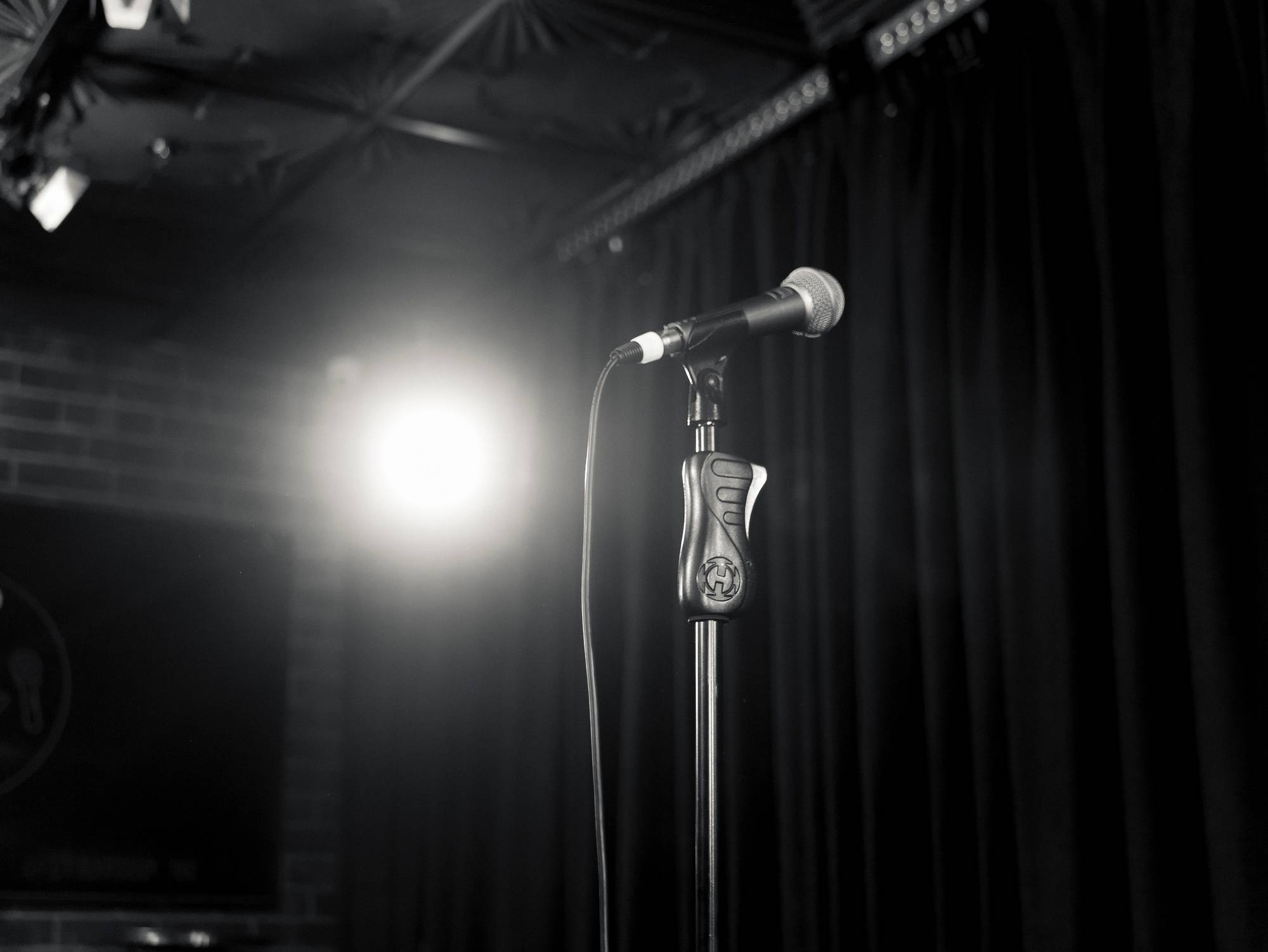 Обложка места Stand Up Патрики