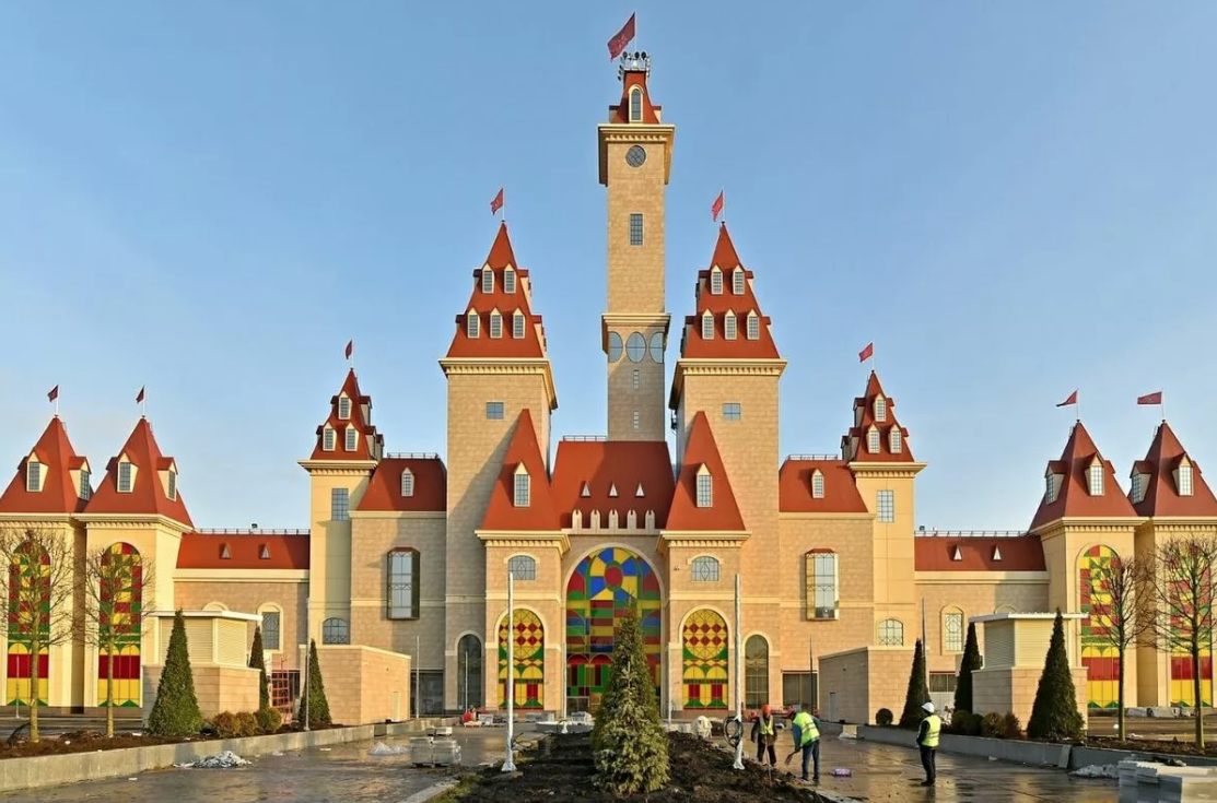 Обложка места Парк развлечений «Остров Мечты»