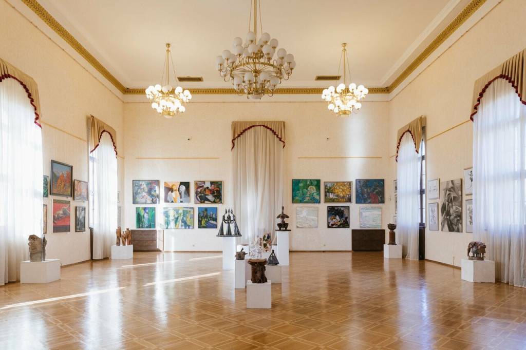 Обложка места Сочинский художественный музей им.Д.Д.Жилинского