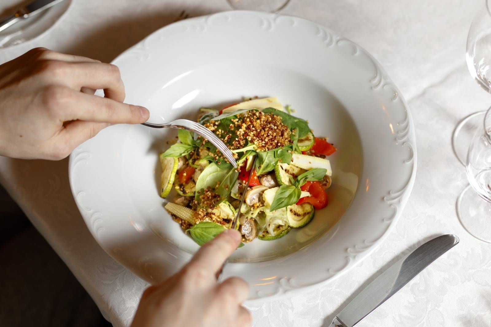 Обложка места Ресторанно-гостиничный комплекс «Двор Подзноева»