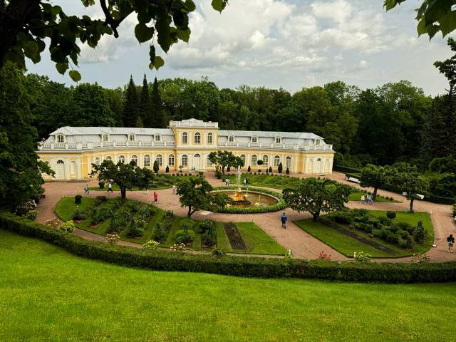 Величие Петергофа — откройте для себя царскую резиденцию