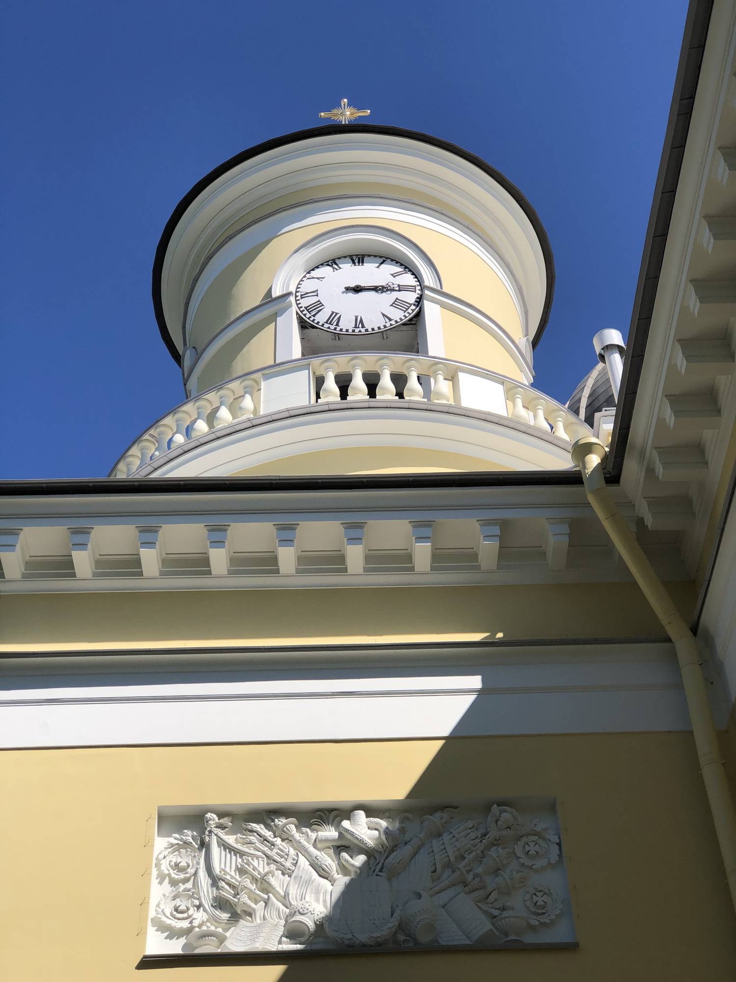 Многоконфессиональный Петербург