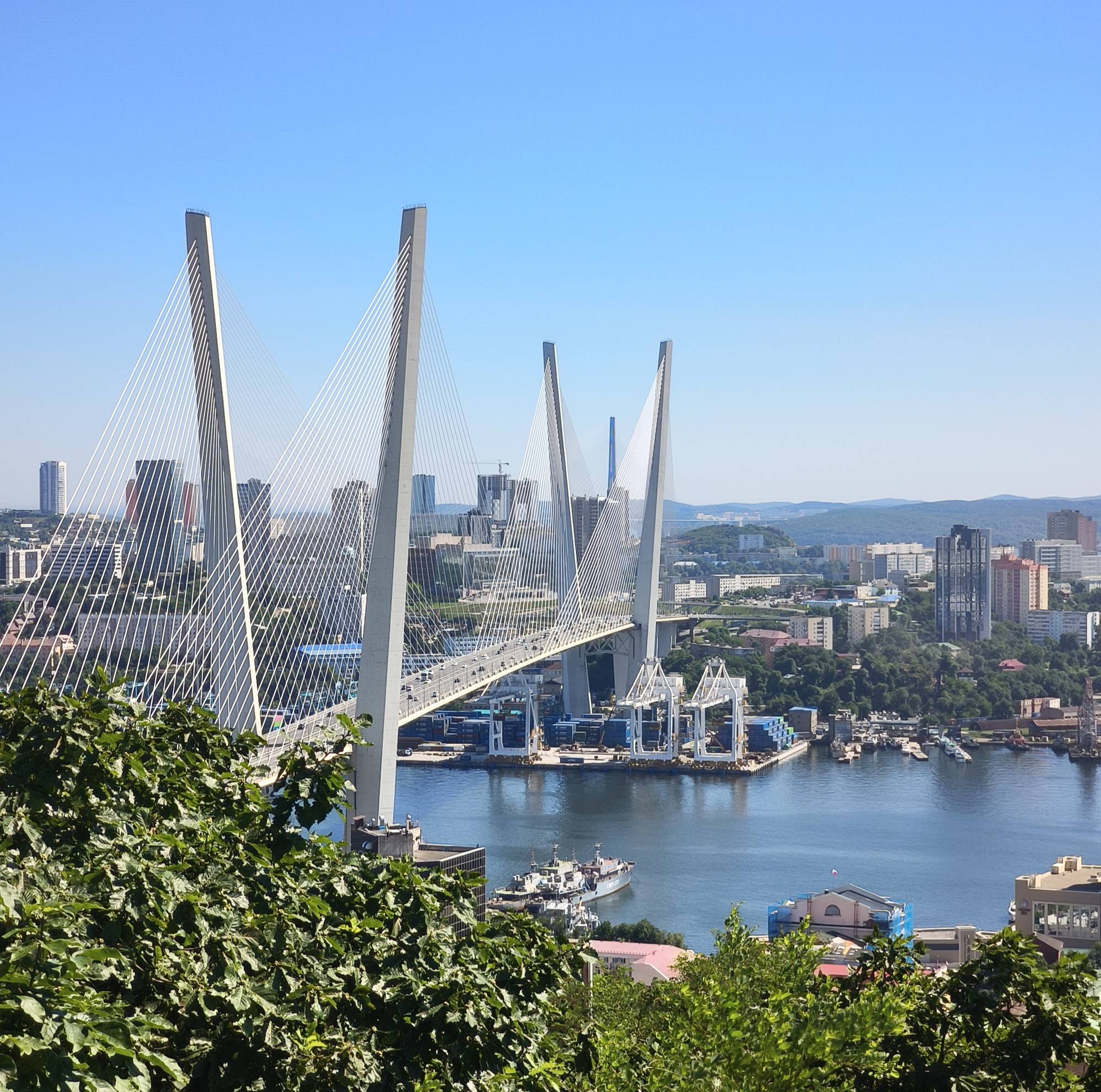 Обложка для экскурсии Обзорная экскурсия по Владивостоку