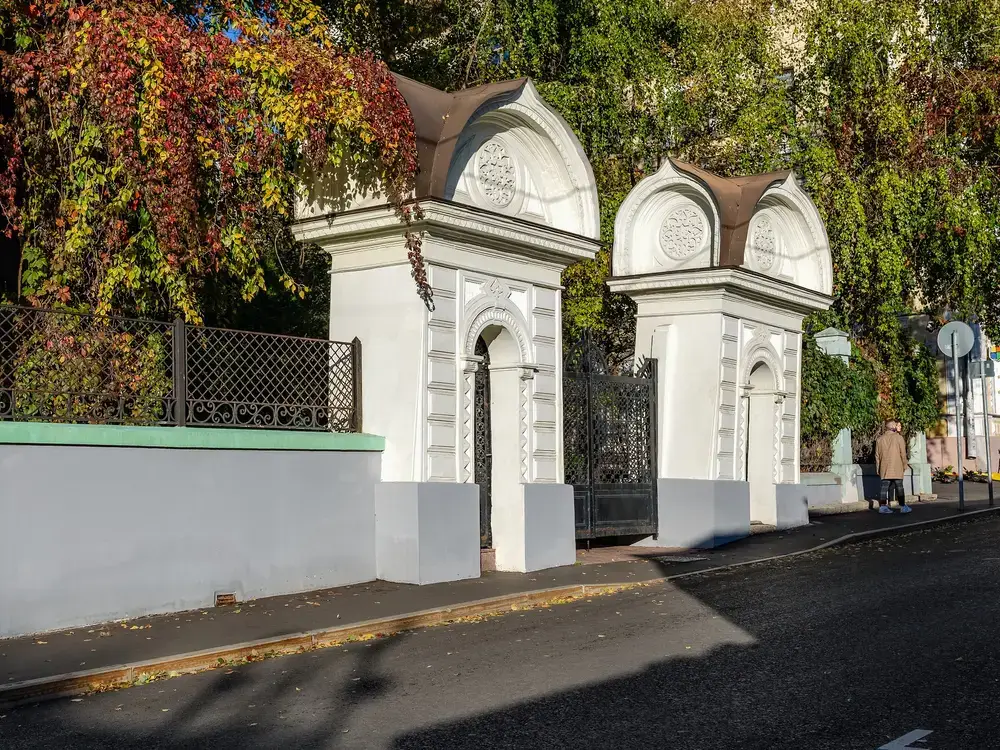 Обложка места Особняк Морозовых (Большой Трёхсвятительский переулок)