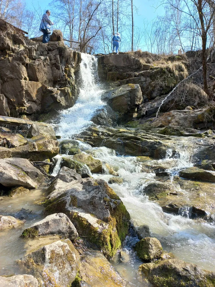 Экскурсия Бердские скалы, водопады и арт-парк. Природа НСО