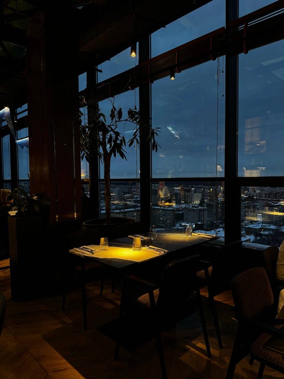 Обложка места Ресторан «Пижоны»