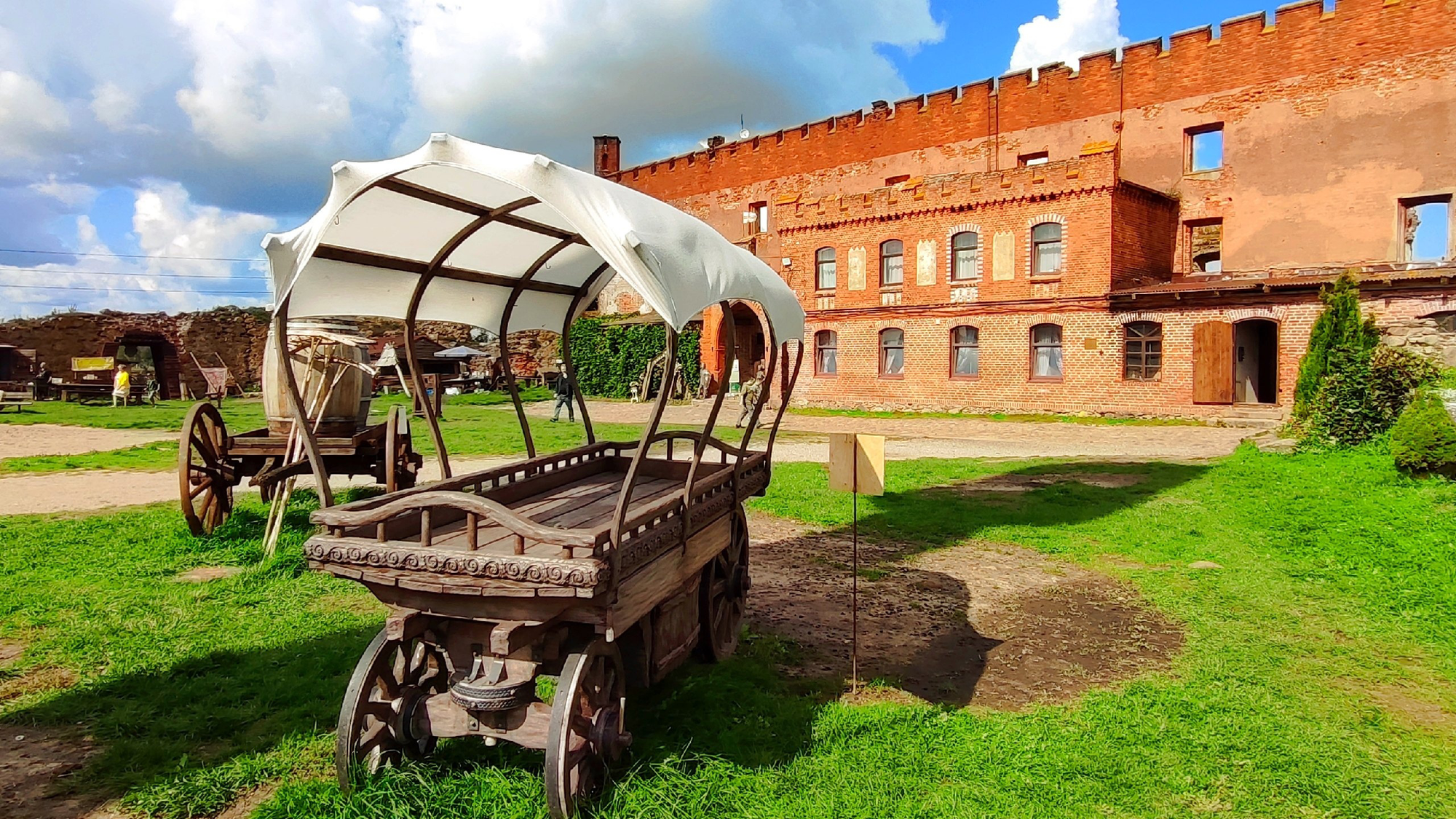 Рыцарский замок, дегустация сыров и шарм Зеленоградска