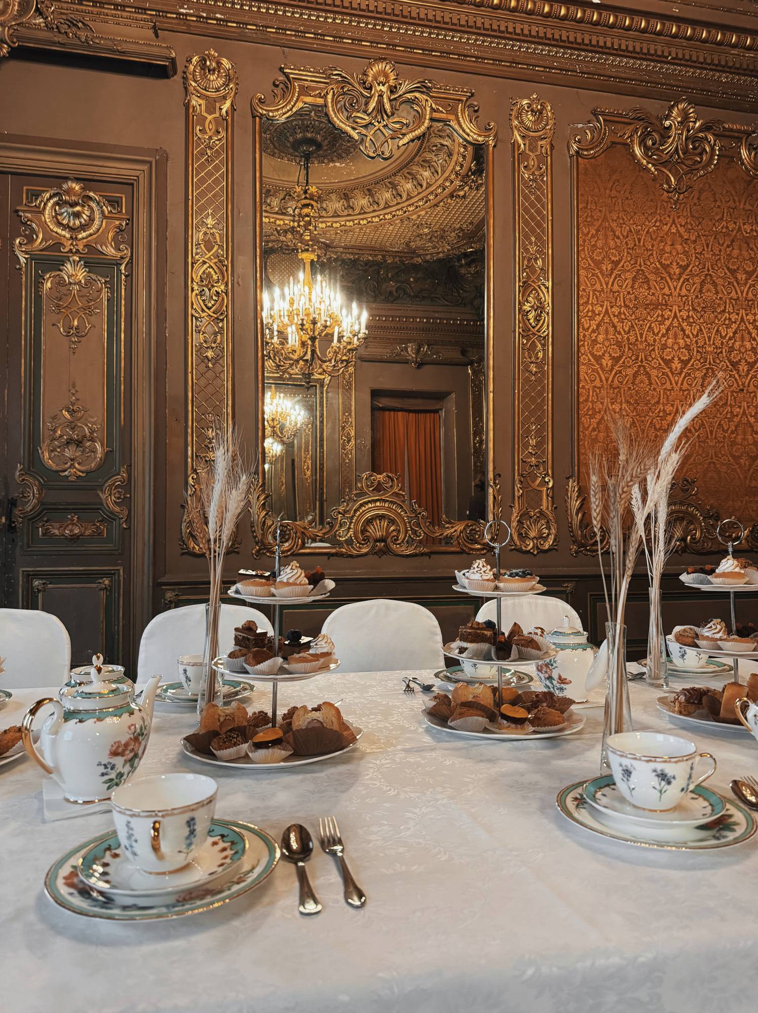 Особняк Брусницыных: парадные залы и купеческий чай