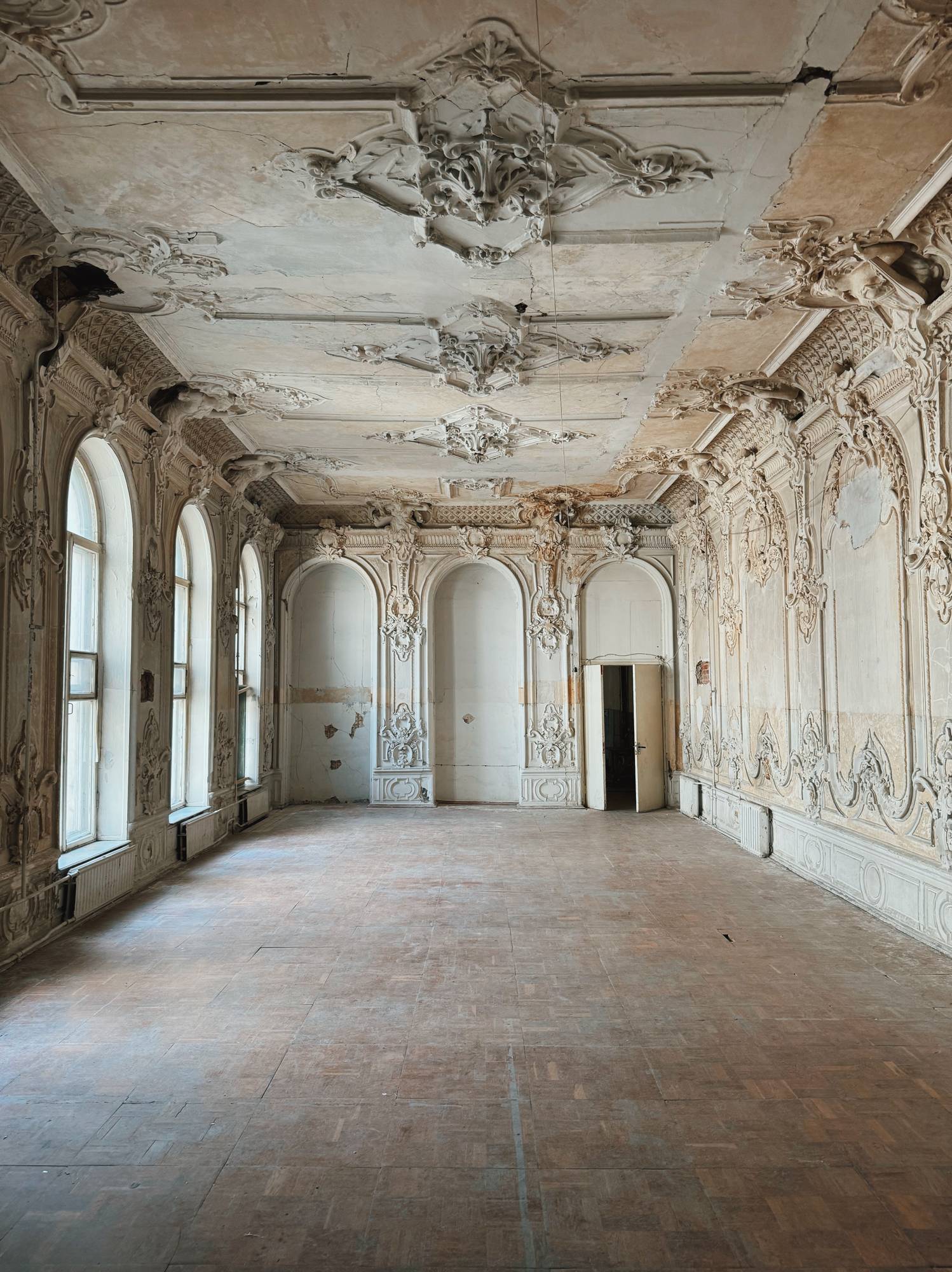 Английский клуб: Потайные дворы и великолепный особняк на Миллионной