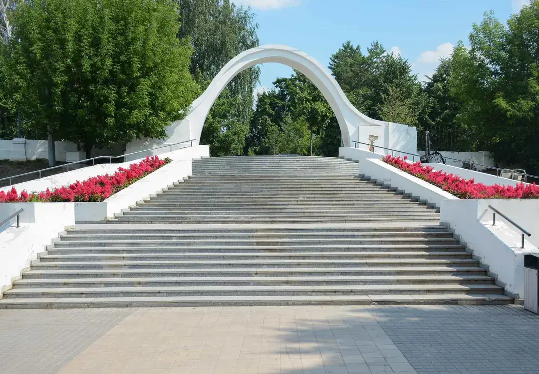 Обложка места Арка влюблённых