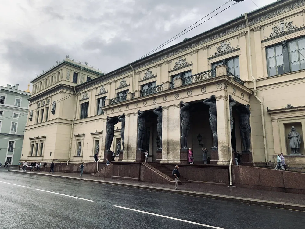 Обзорная экскурсия по Петербургу + Эрмитаж