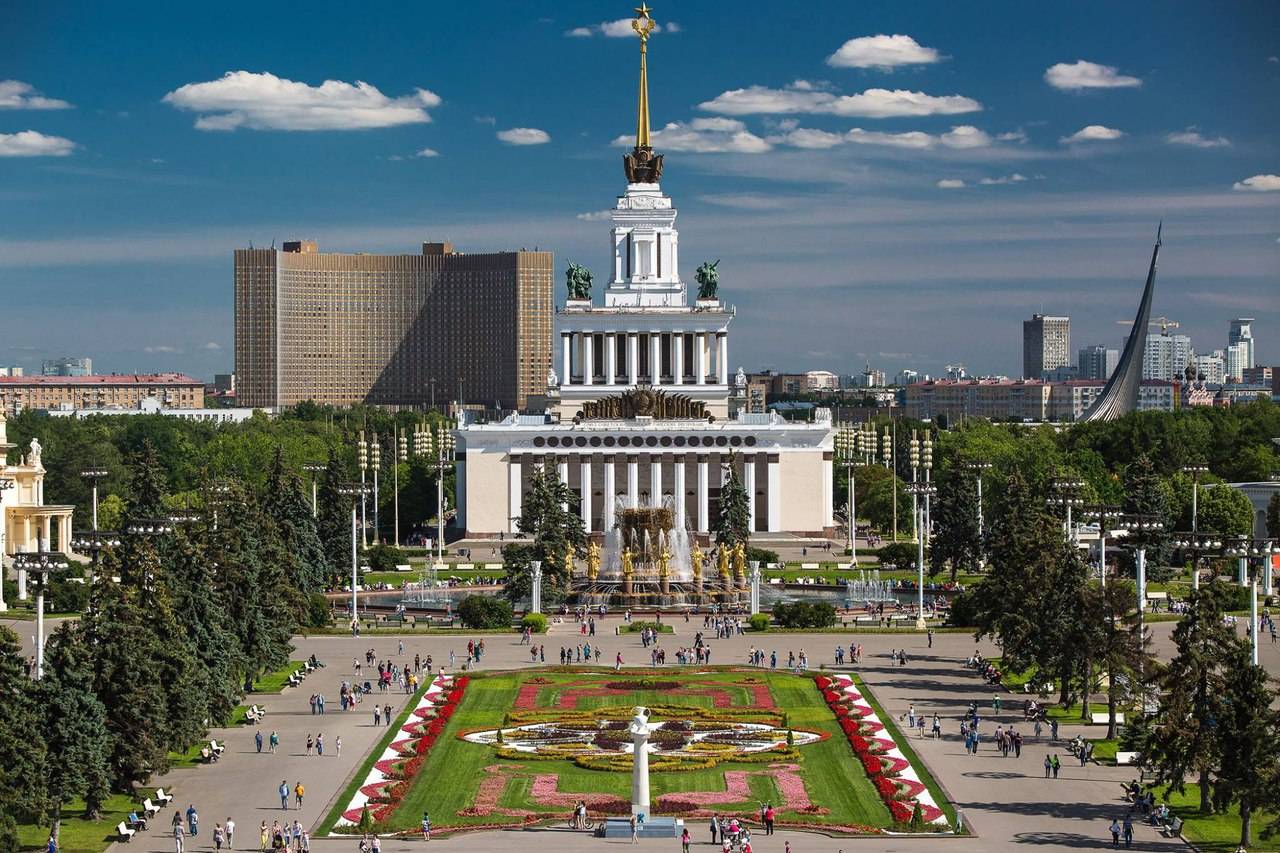 Гуляем по ВДНХ!
