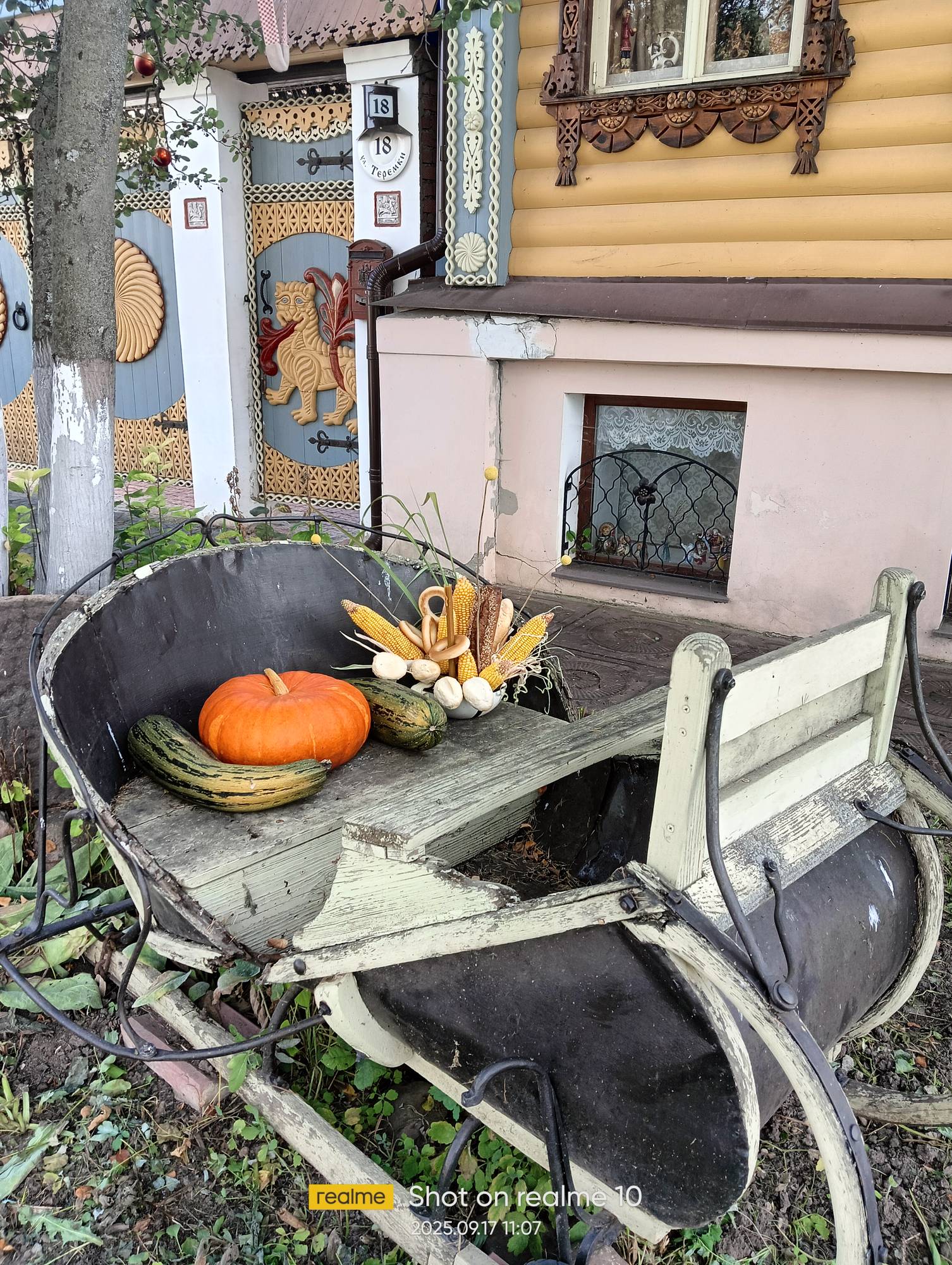 Суздаль — град питейный: история застолья (всё включено)