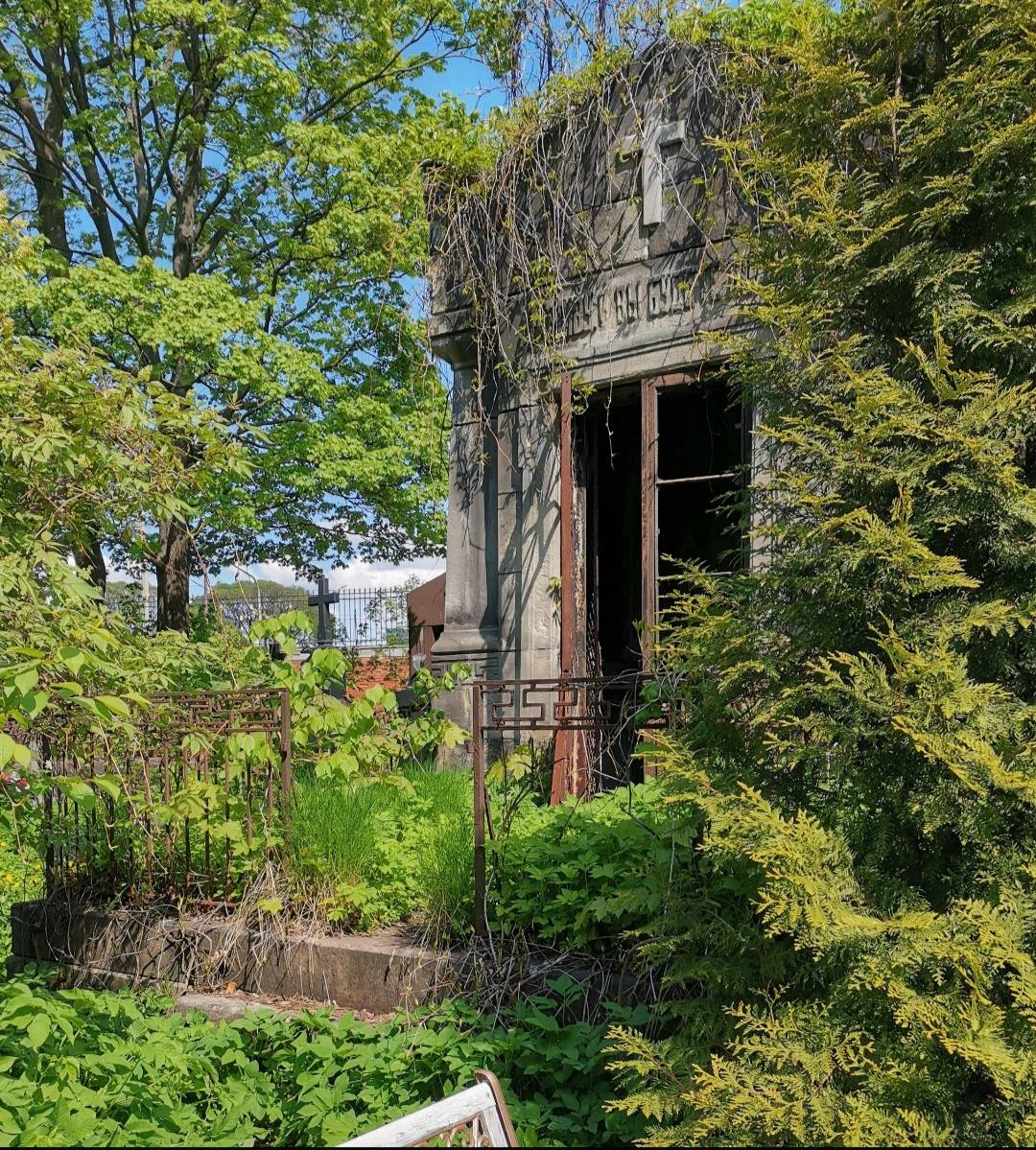 Никольское кладбище Александро-Невской лавры