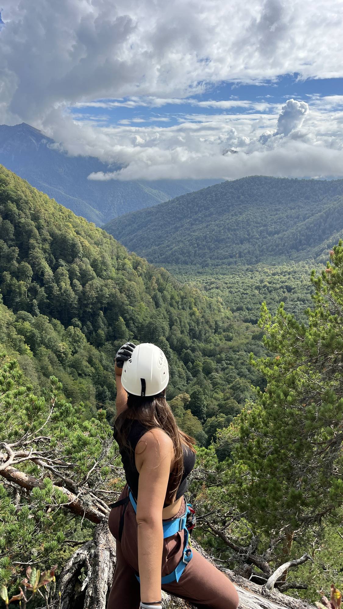 Виа-феррата: скалолазание в Красной поляне