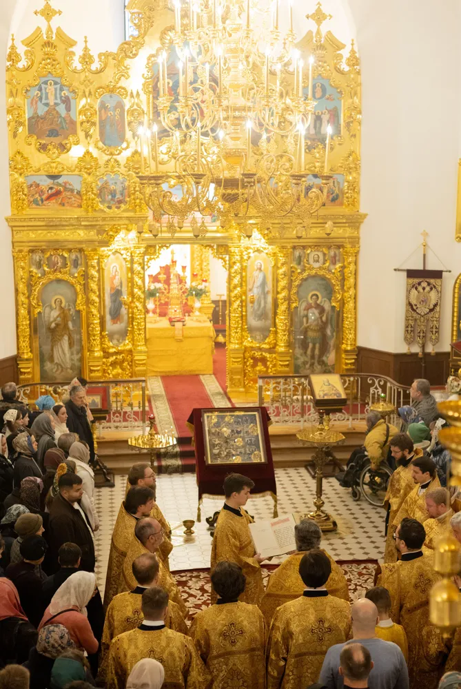Воскресенский храм
