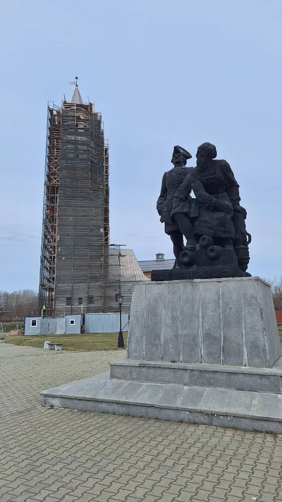Наклонная невьянская башня